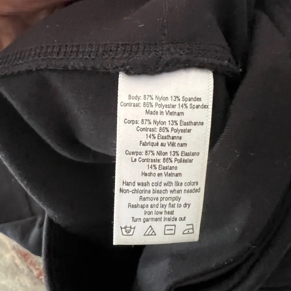 Alo Yoga High Waisted Moto Leggings in Black XS NWOT - Picture 5 of 6